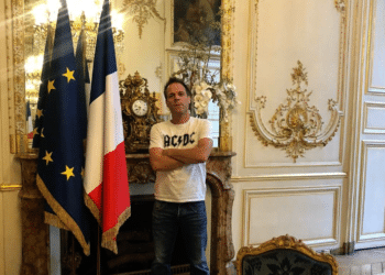 RÉMI GAILLARD VA RENCONTRER FRANÇOIS DE RUGY APRÈS L&rsquo;AVOIR INTERPELLÉ SUR TWITTER