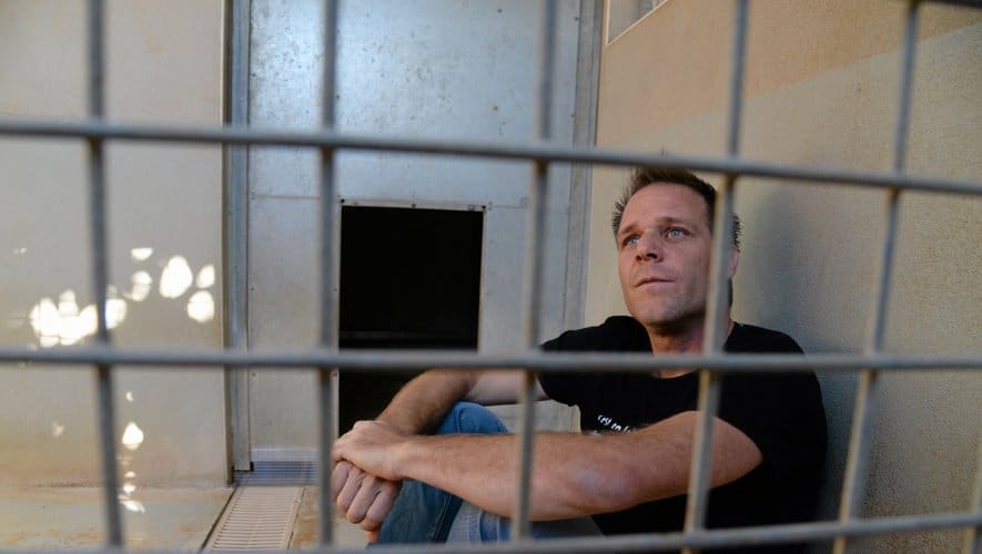 RÉMI GAILLARD, EN CAGE, RÉCOLTE PLUS DE 200.000€